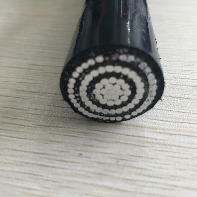 Câble concentrique à conducteur en aluminium